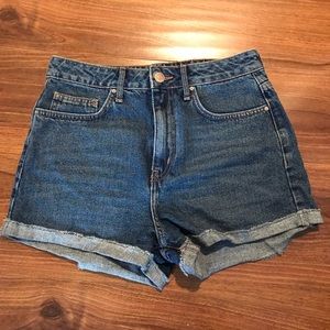 SALE - High-waisted blue jean shorts - cuffed hem